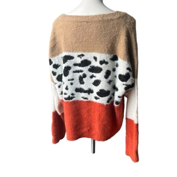 COCOBLEU Colorblock Leopard Print Fuzzy Crewneck Sweater, Sz 1X - Picture 5 of 14